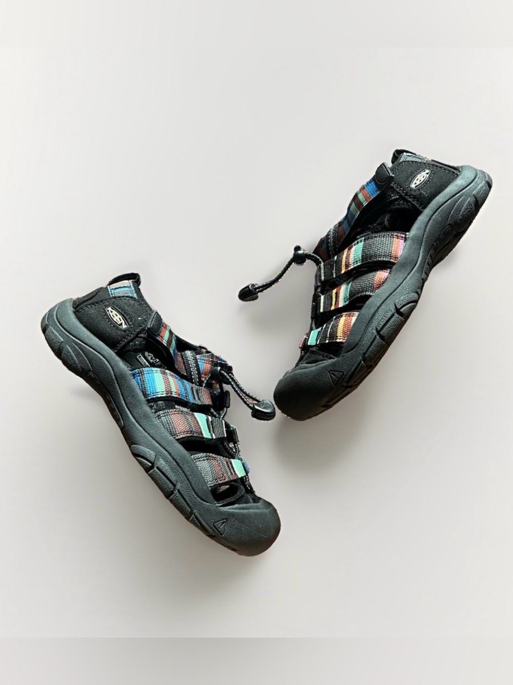 KEEN big kids size 2 closed toe Sandals with Multicolor Stripes water shoes